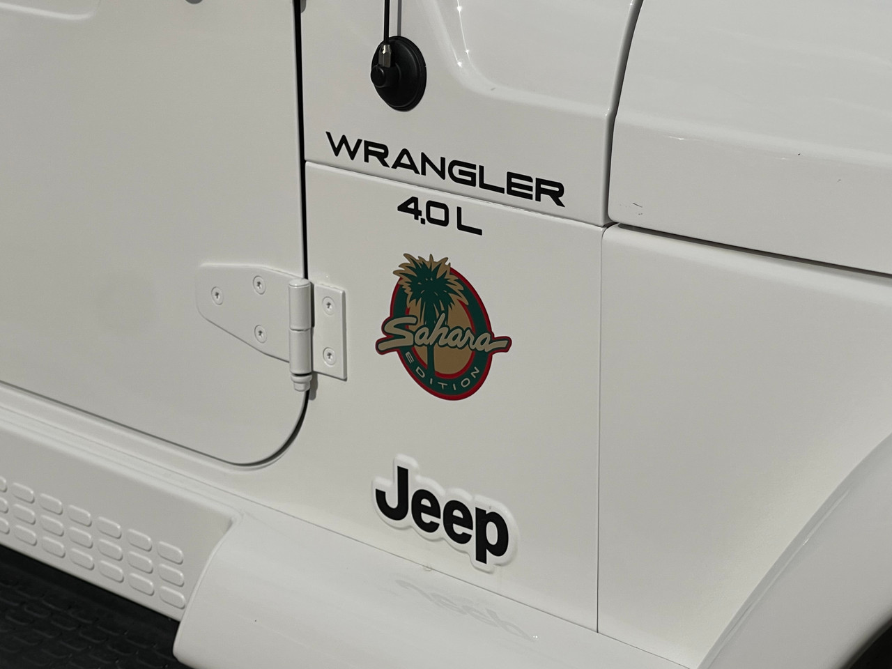 2000 Jeep TJ Wrangler Sahara - Stock # 712460