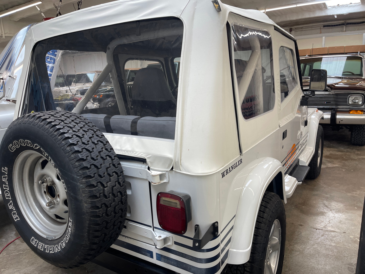 1990 Jeep Wrangler YJ Islander - Stock # 514044