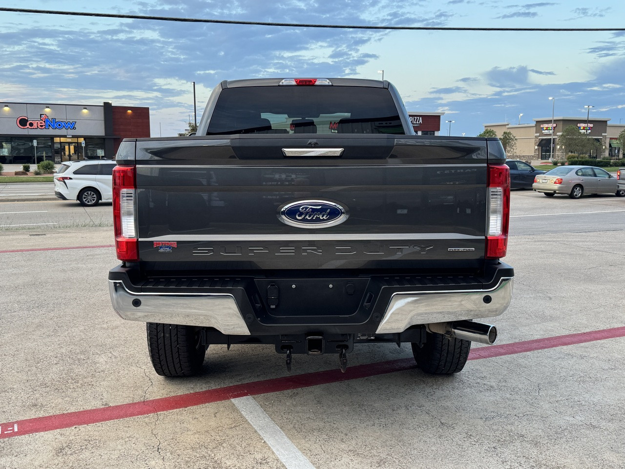 2017 Ford F-250 XLT Premium 4x4 Crew Cab - Stock # F12198