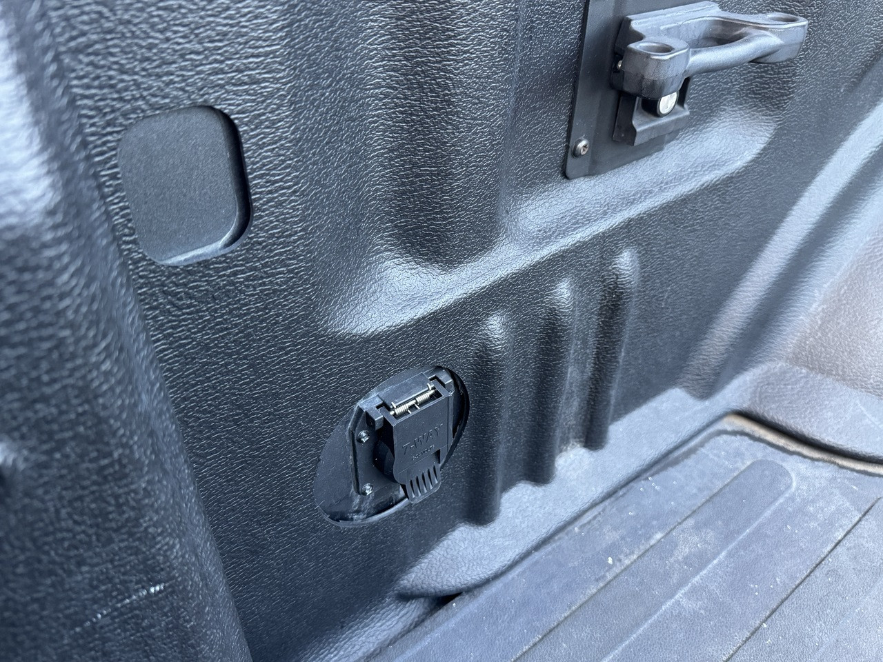 SOLD! 2017 Ford F-250 XLT Premium 4x4 Crew Cab - Stock # F12198