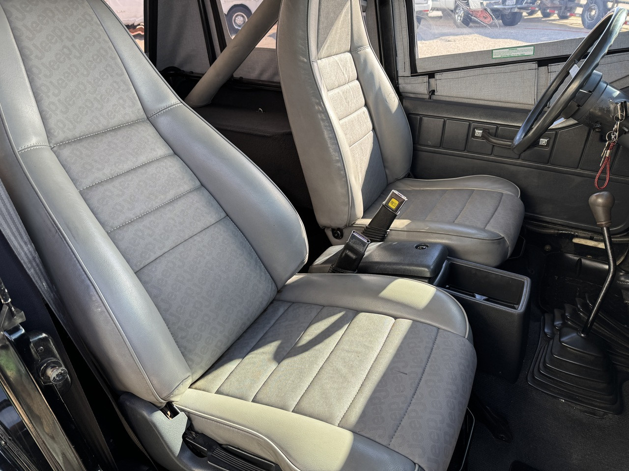 Sold!  1991 Jeep YJ Wrangler