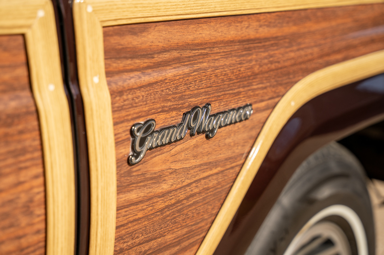 1989 Jeep Grand Wagoneer - Stock # 104762