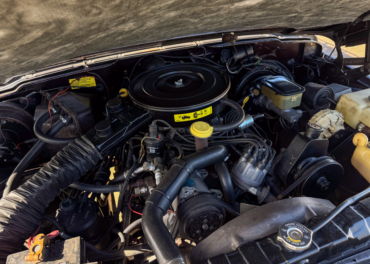 1989 Jeep Grand Wagoneer - Stock # 104762