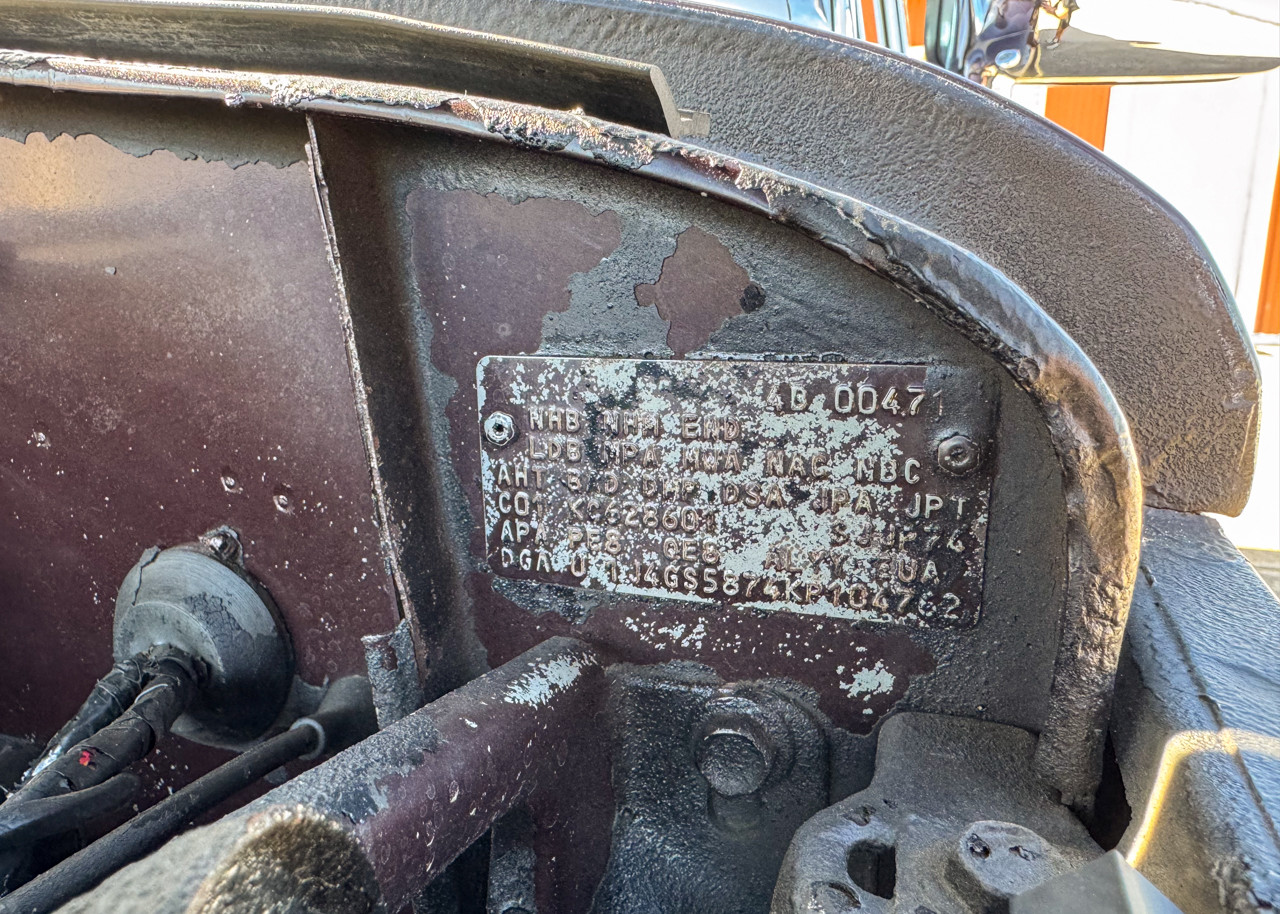 1989 Jeep Grand Wagoneer - Stock # 104762