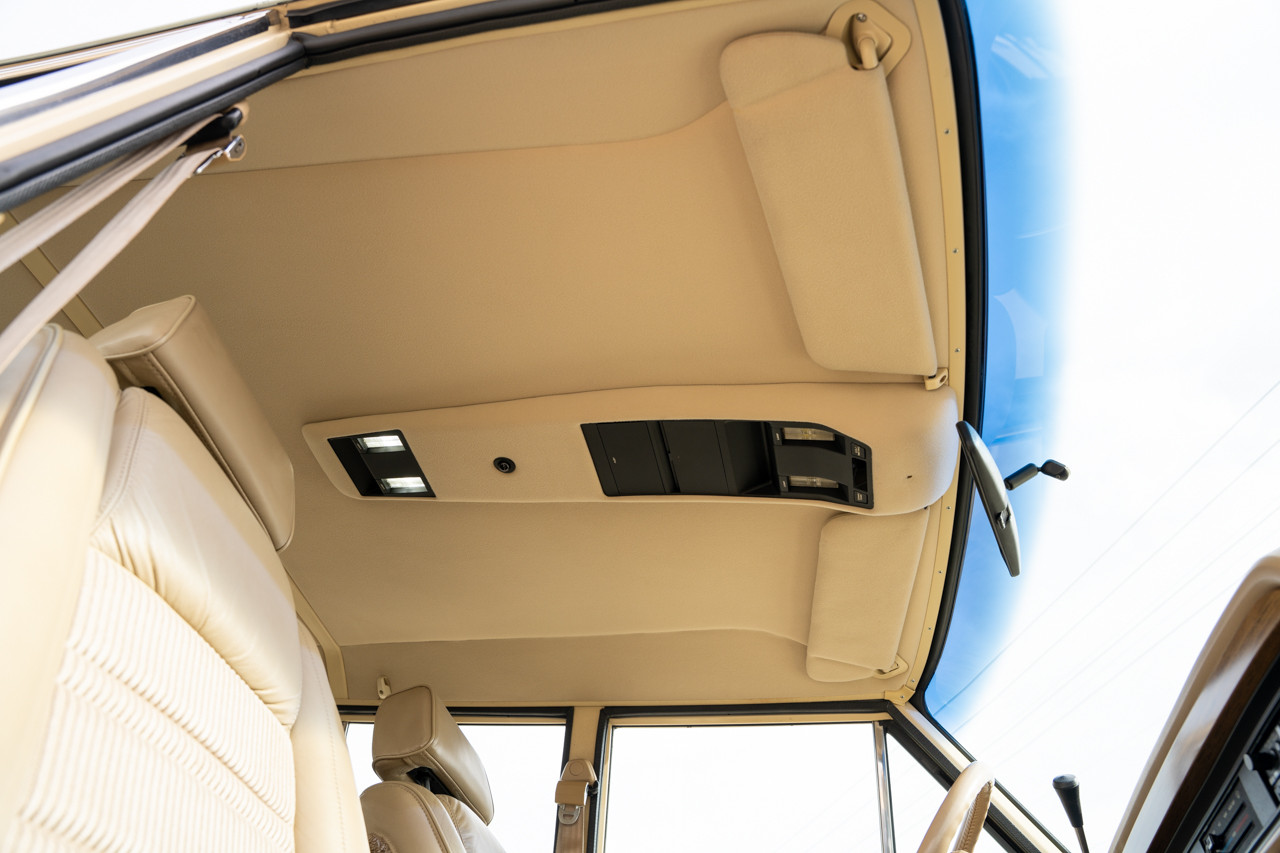 1989 Jeep Grand Wagoneer - Stock # 109737