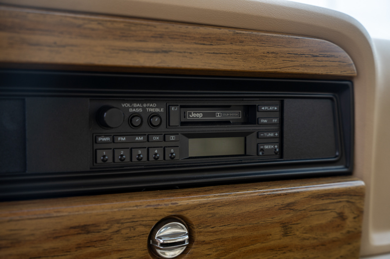 1989 Jeep Grand Wagoneer - Stock # 109737