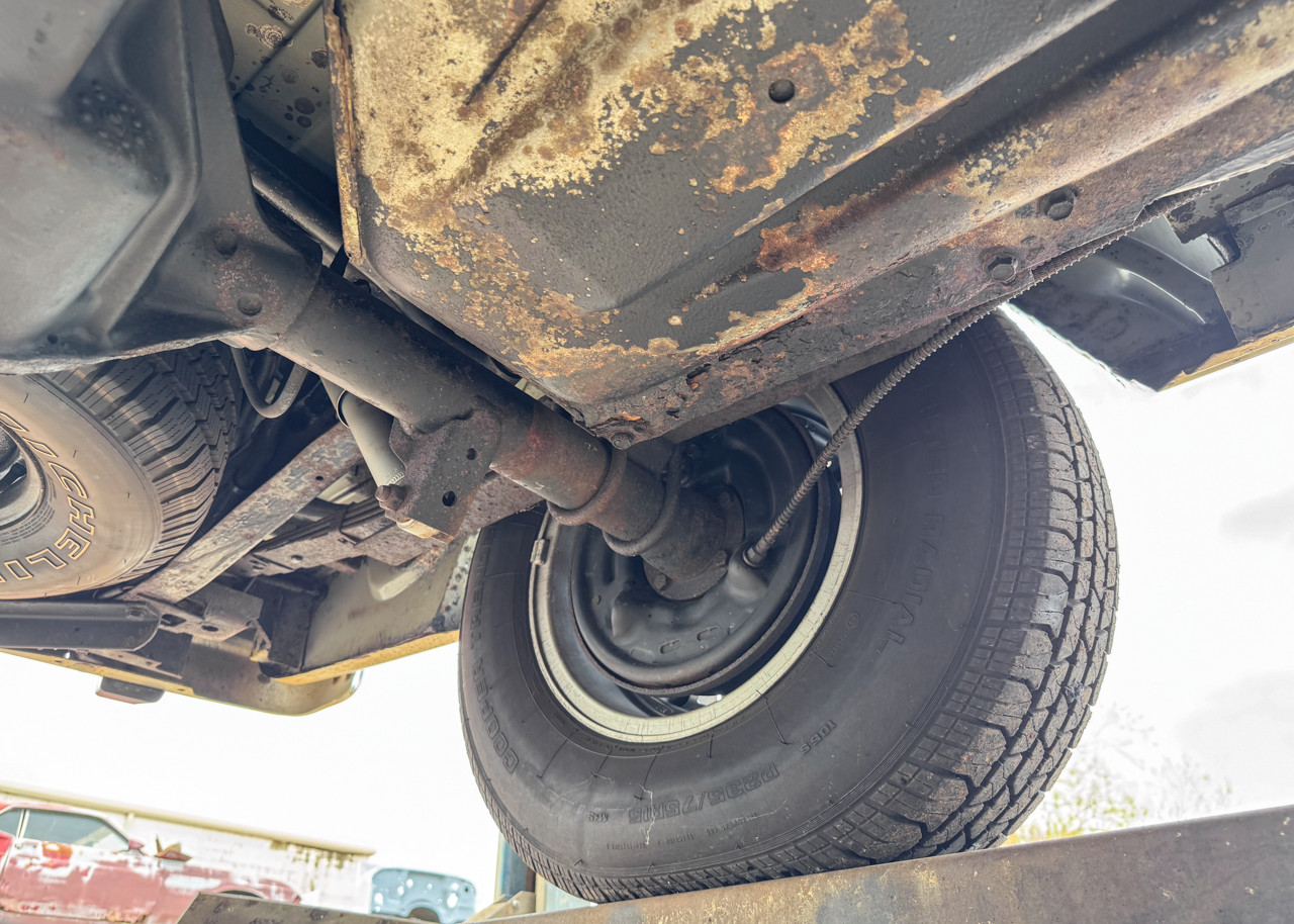 1989 Jeep Grand Wagoneer - Stock # 109737