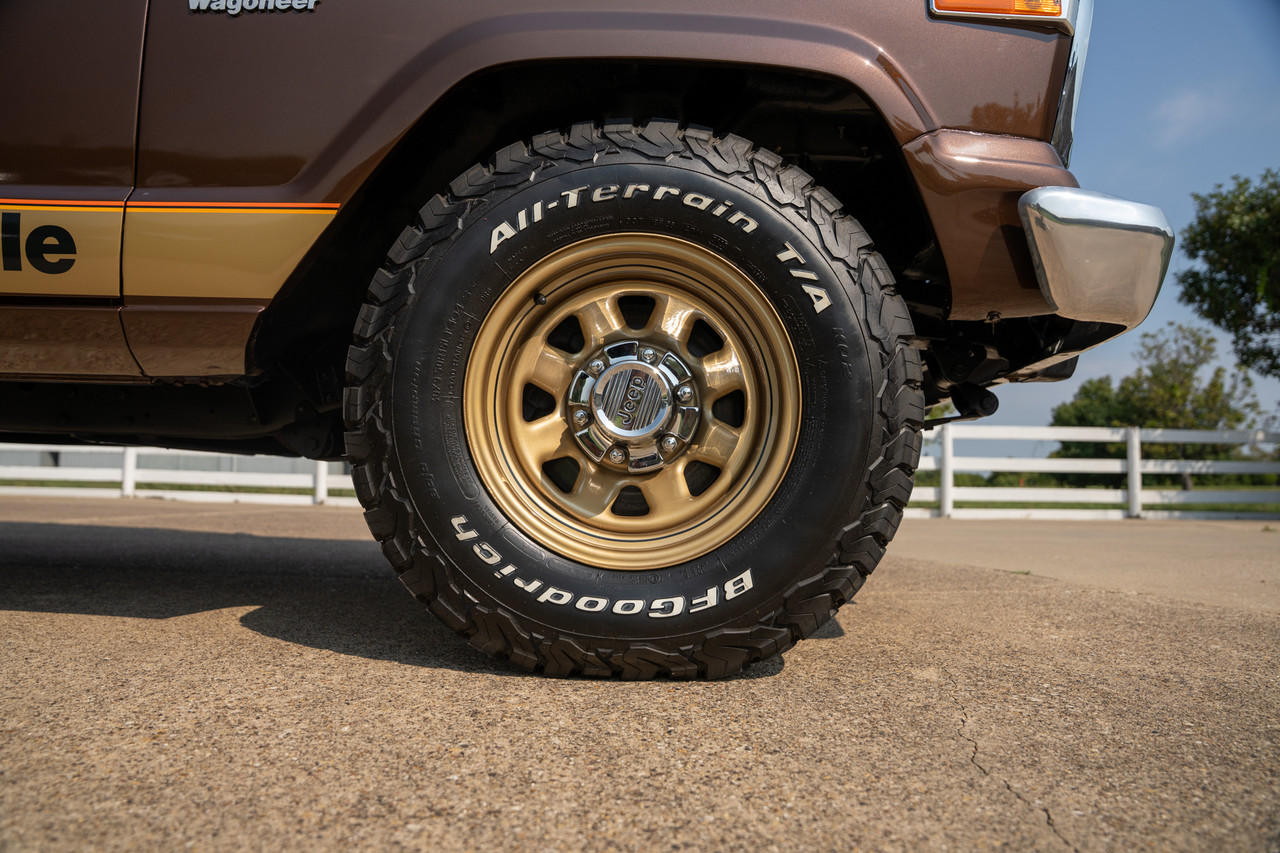 1979 Jeep Wagoneer Limited golden eagle - Stock # 093593