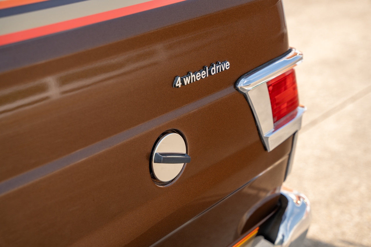 1979 Jeep Wagoneer Limited golden eagle - Stock # 093593