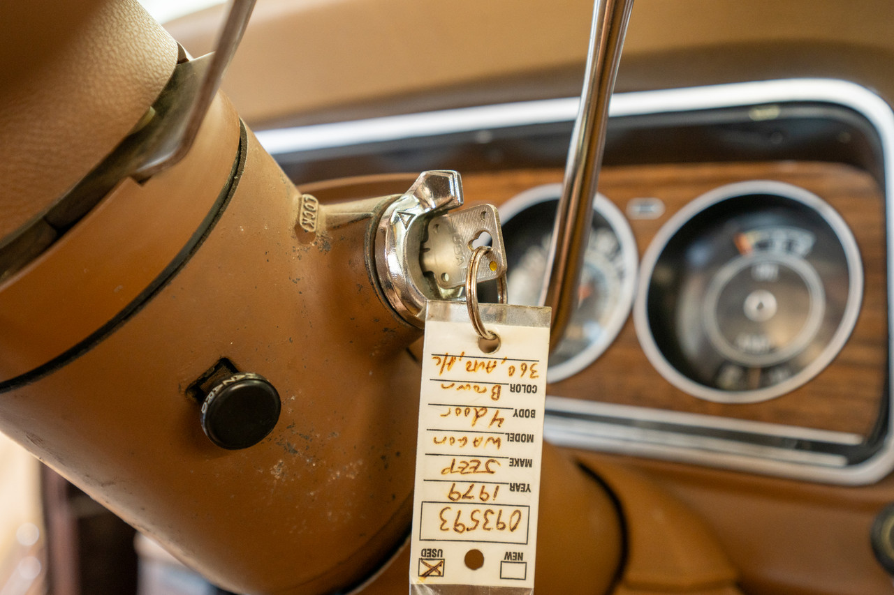 1979 Jeep Wagoneer Limited golden eagle - Stock # 093593