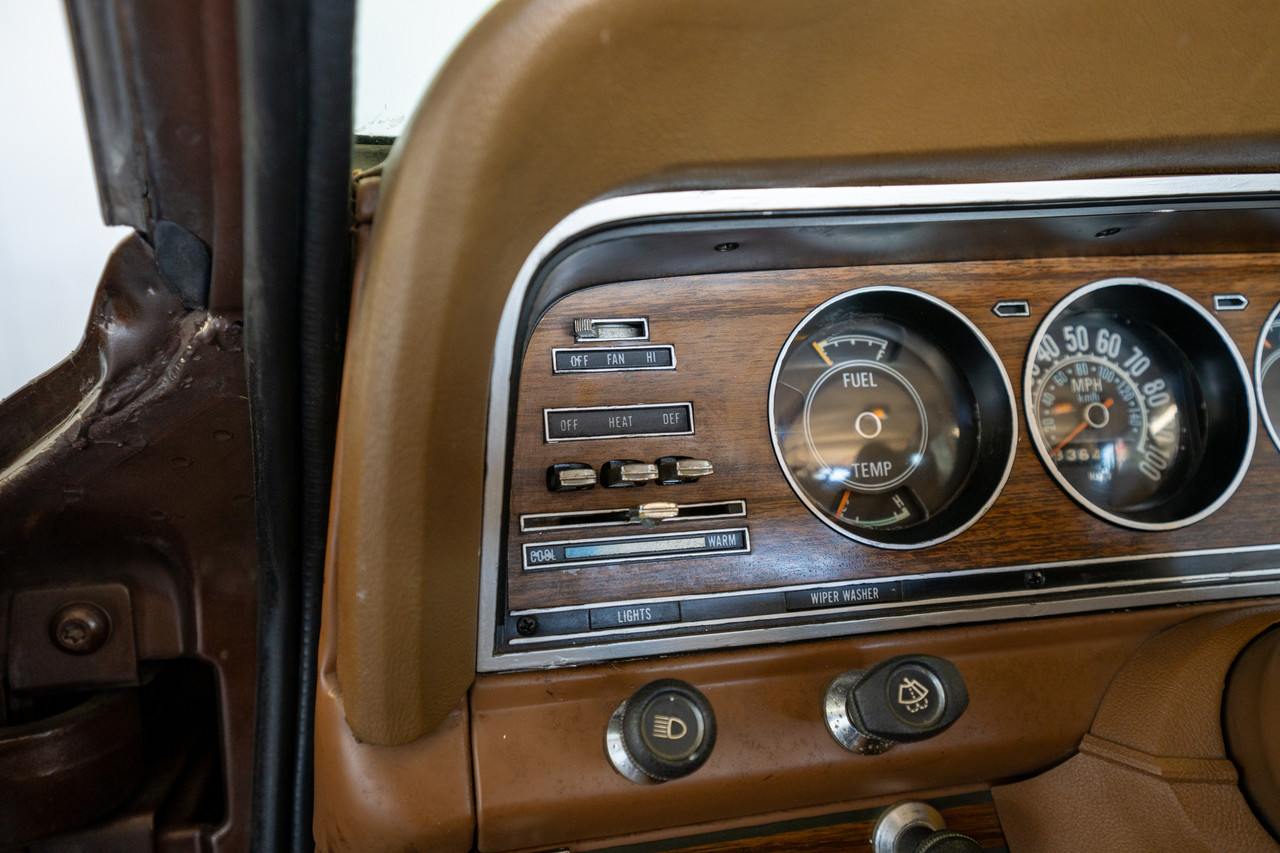 1979 Jeep Wagoneer Limited golden eagle - Stock # 093593