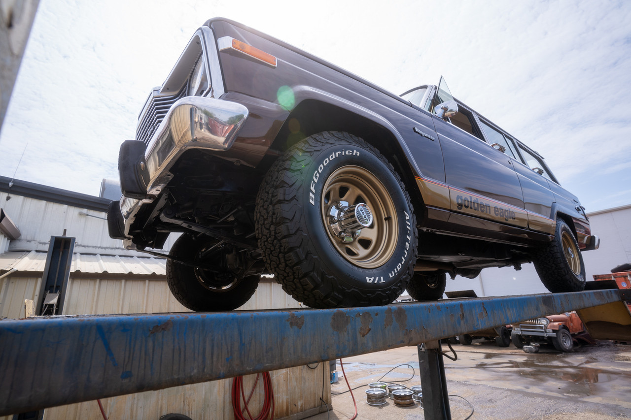 1979 Jeep Wagoneer Limited golden eagle - Stock # 093593