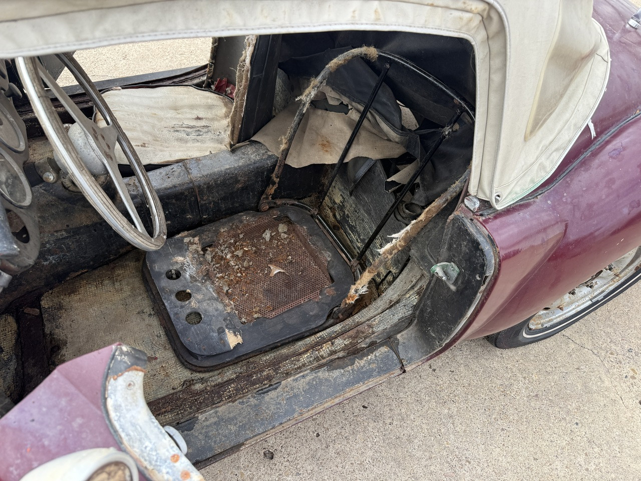 1957 MG MG-A Roadster - Stock # 322513