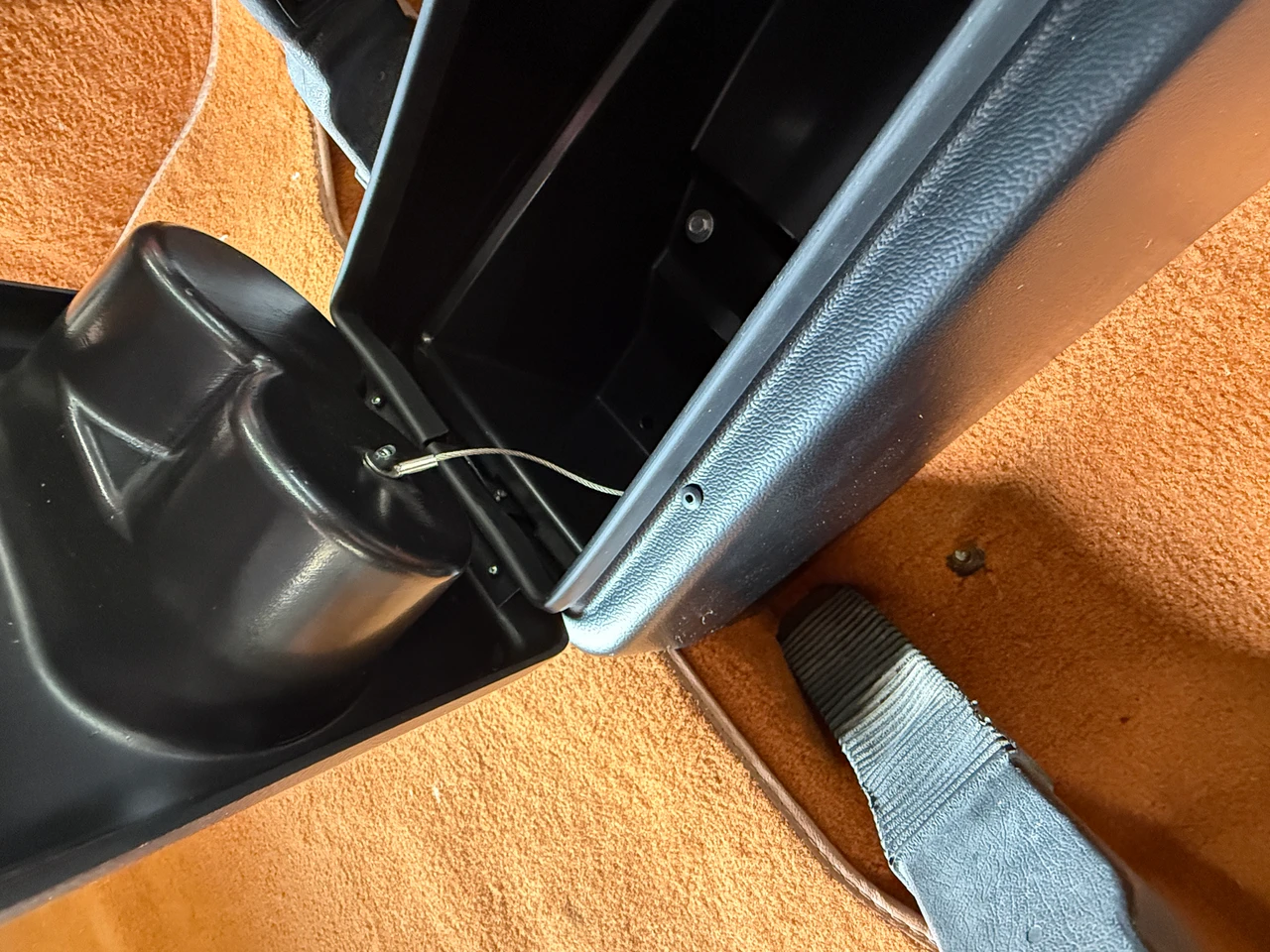 1976-83 Jeep CJ5 Factory Style Console - Black