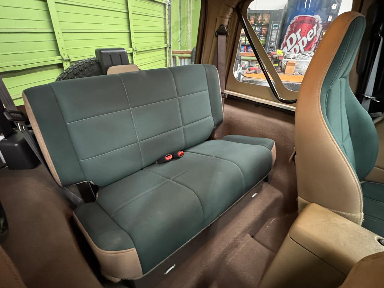 1999 Jeep Wrangler Sahara - Stock # 472586