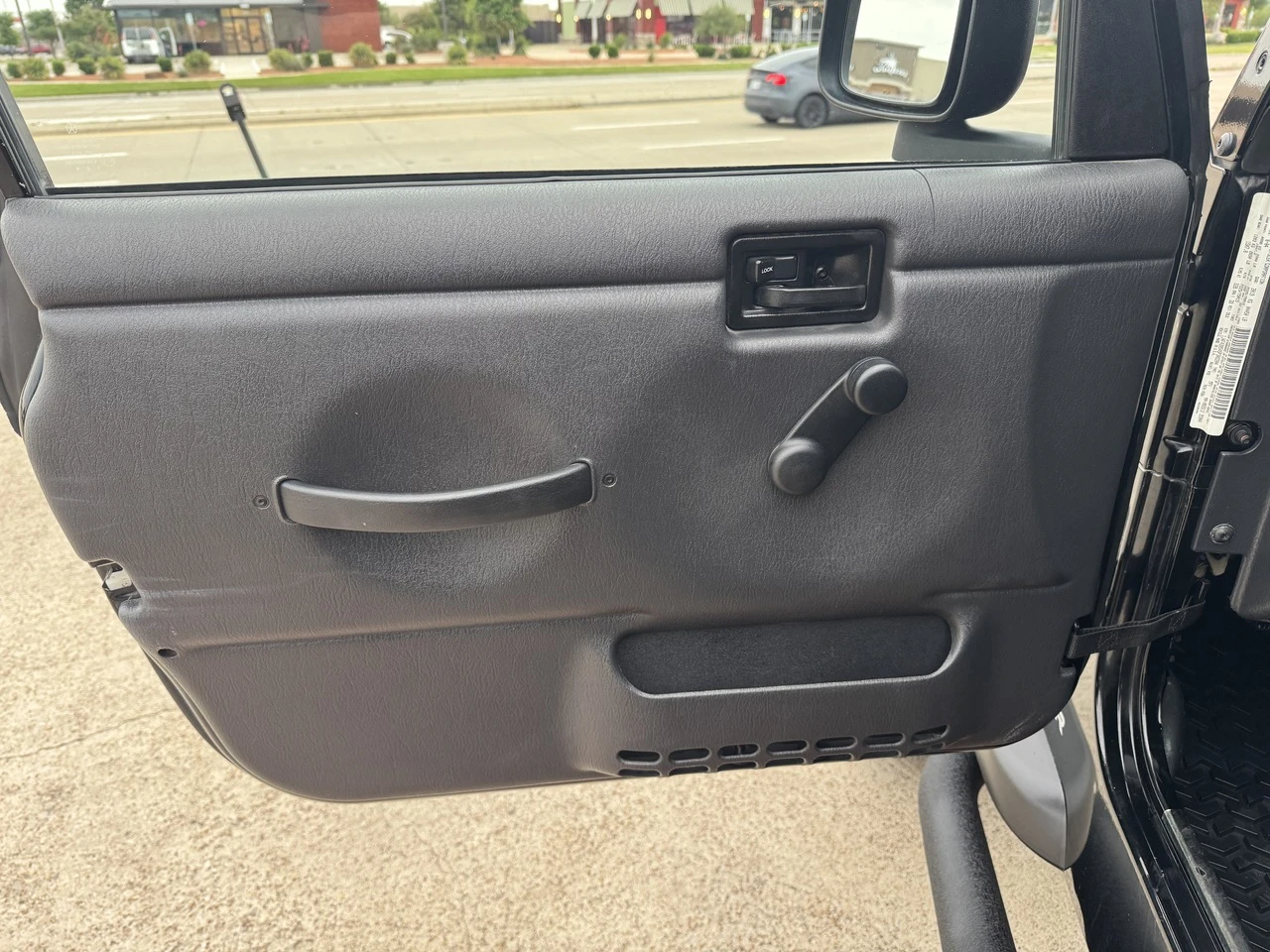 2005 Jeep Wrangler X - Stock # 302204