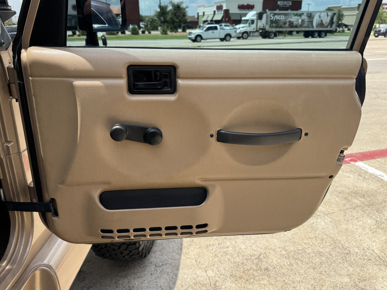 2000 Jeep TJ Sahara - Stock # 734072