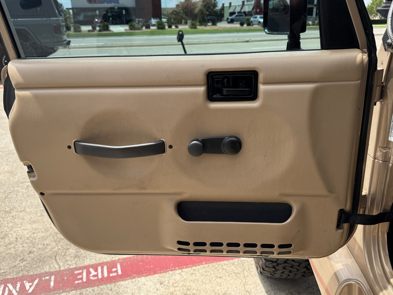 2000 Jeep TJ Sahara - Stock # 734072