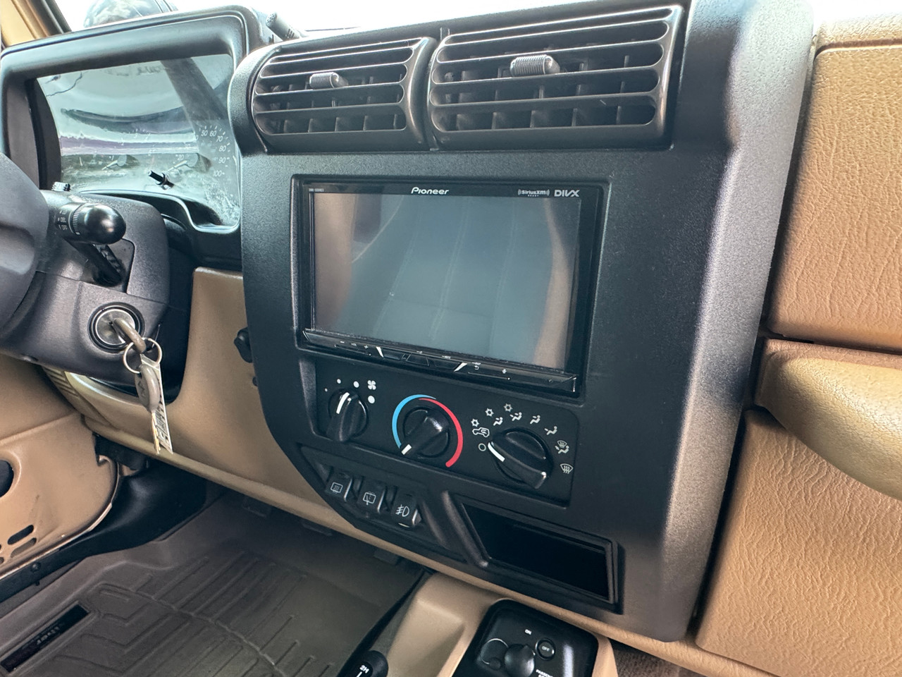 2000 Jeep TJ Sahara - Stock # 734072