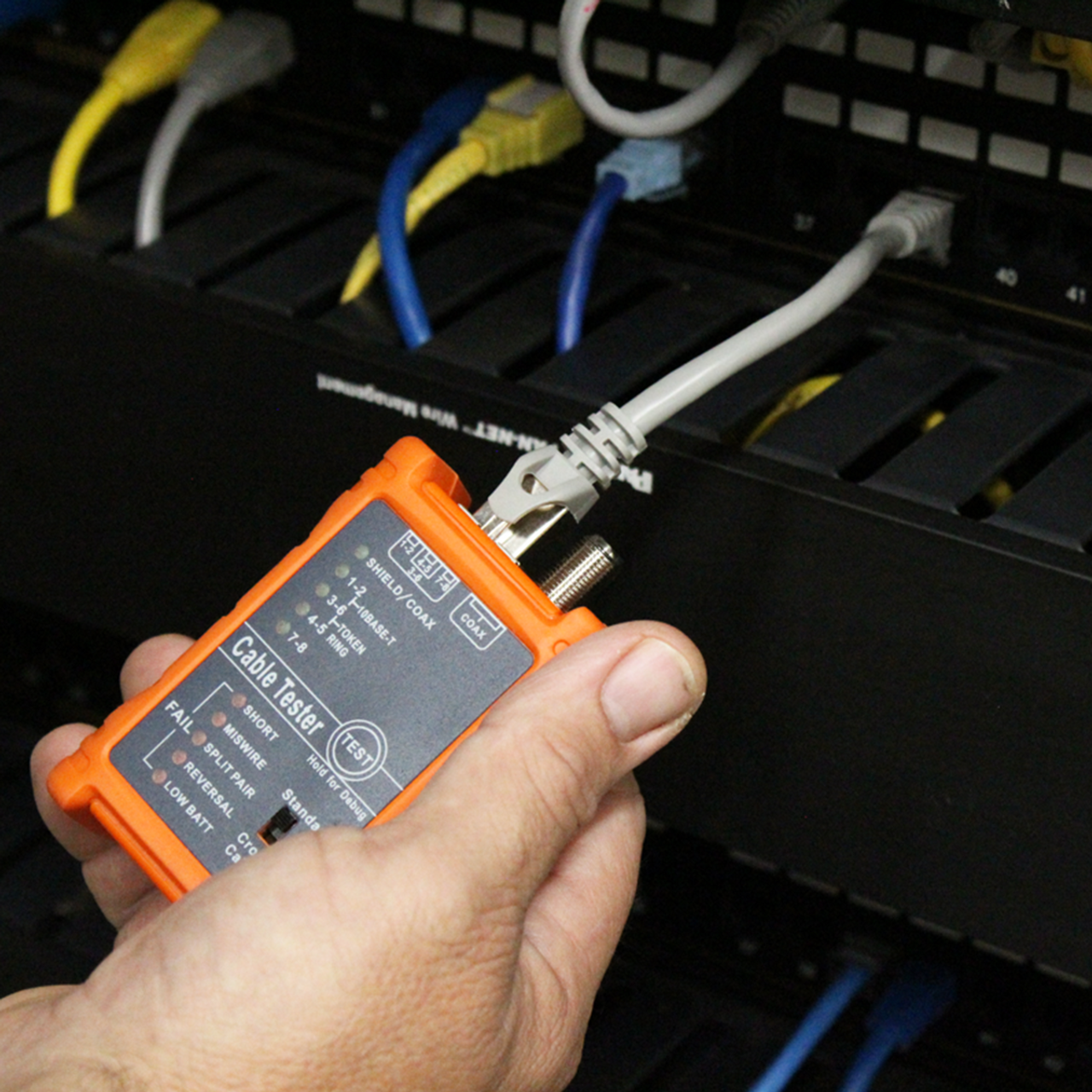 Testeur de câble RS PRO connecteur Cat 5e, Cat 6, Cat 6a, Coaxial LAN, STP,  UTP