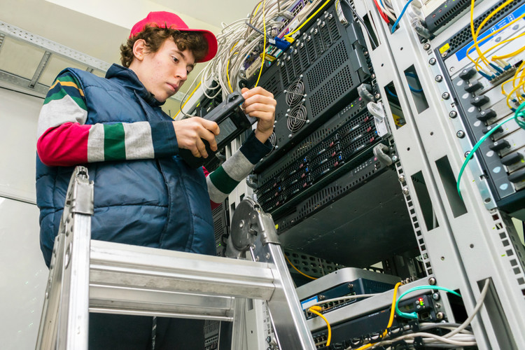 Solving Fiber Network Problems Solving Fiber Network Problems