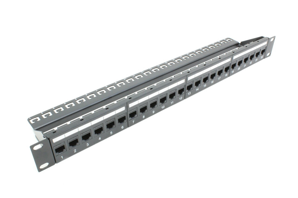 Patch Panel, Cat6, 24 Port, 1 RMS, RJ45-RJ45, Integrated Wire Management