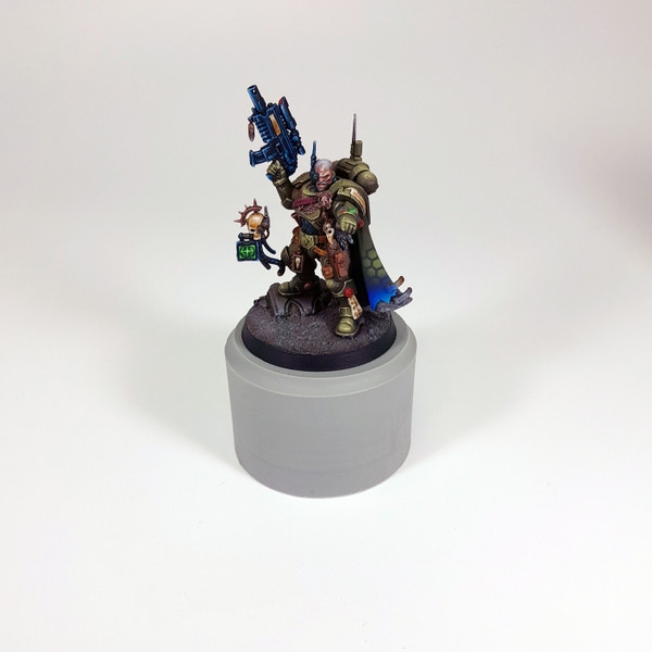 45mm Round Resin Plinth - 35mm tall.