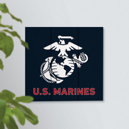 USMC Logo Pallet Decor