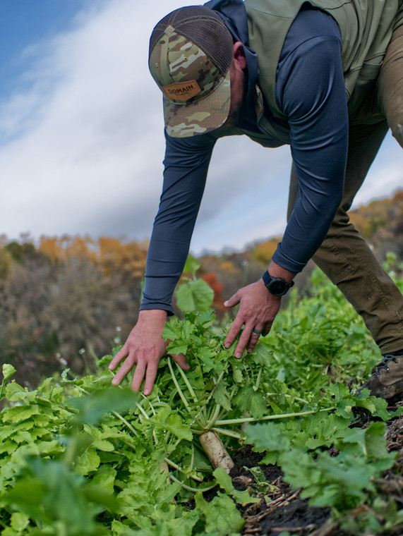 Domain Outdoors Elbow Grease Liquid Calcium - 2.5 Gal. Food Plot Liquid Supplement - 1 ACRE