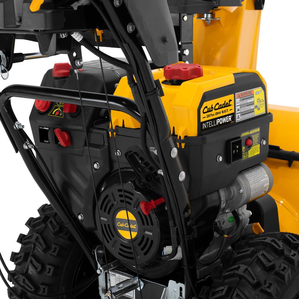Cub Cadet 3X Snow Blower - Thumbnail 4