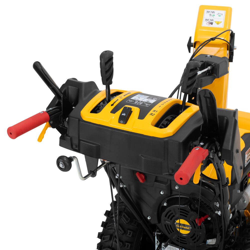 Cub Cadet 3X Snow Blower - Thumbnail 2