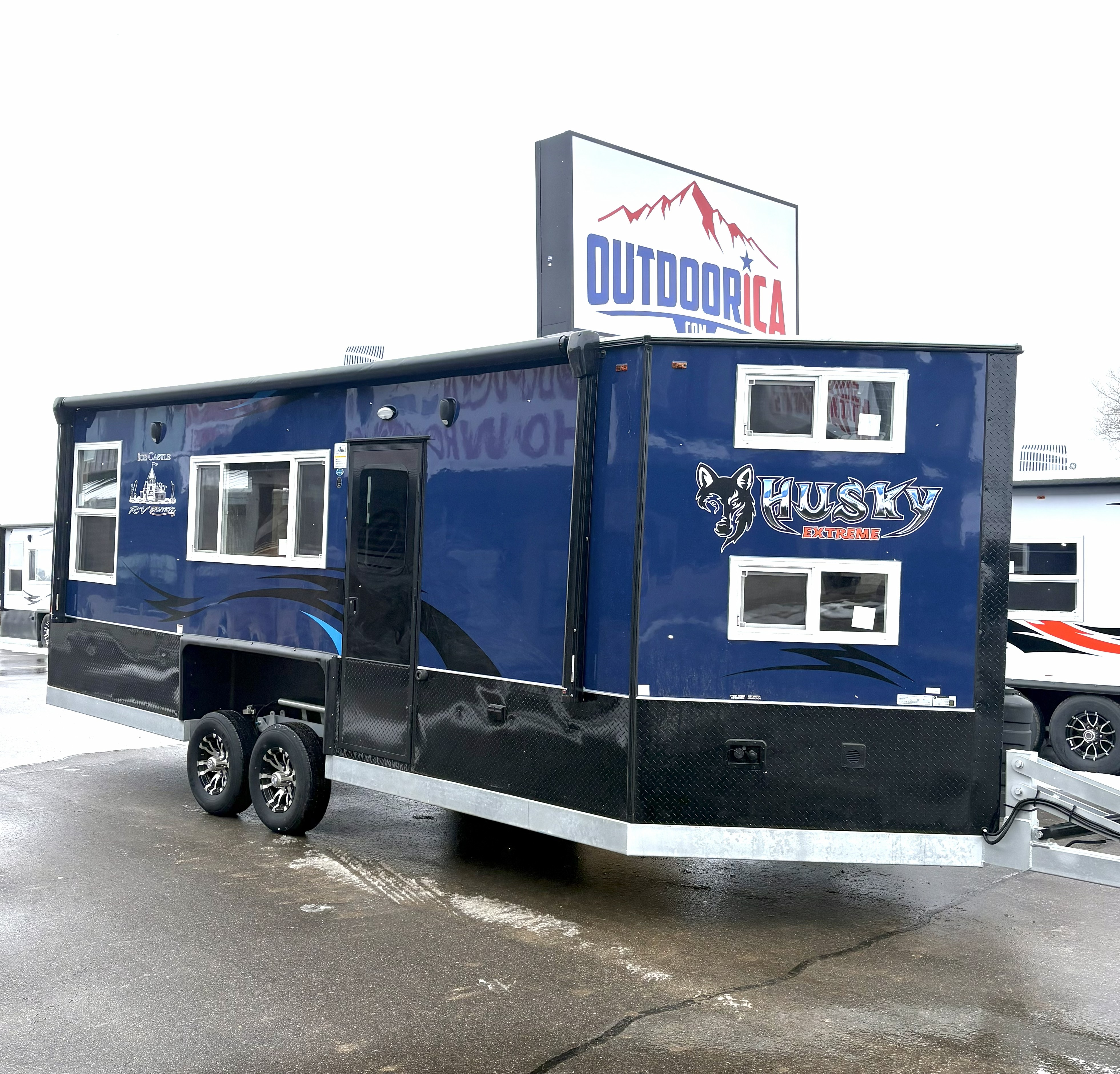 ハスキー ブライム4-6 husky brime Ice Castle Husky Extreme | Extreme III 8×21 Style RV Ice Fishing House