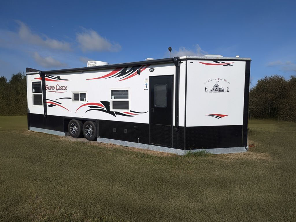 Ice Castle Grand Castle 8x24 RV Camper & Fish House | Outdoorica