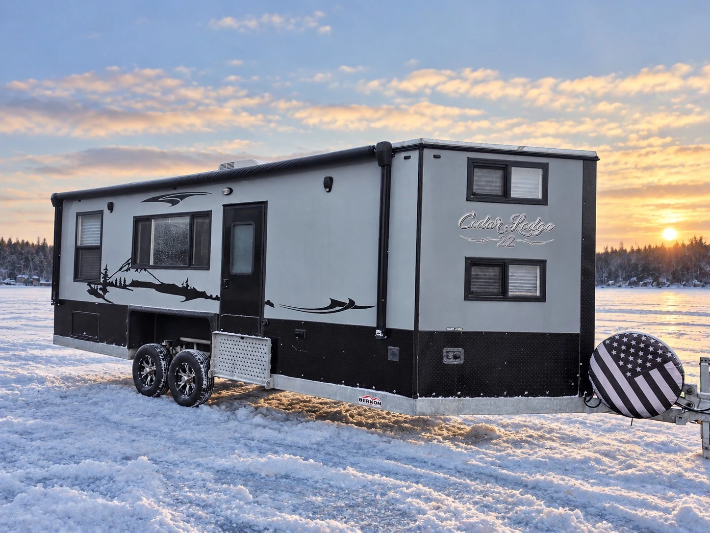 grindlodge 38灯castle grind lodge 2024 Ice Castle Cedar Lodge 8x22 RV Fish House | OUTDOORICA