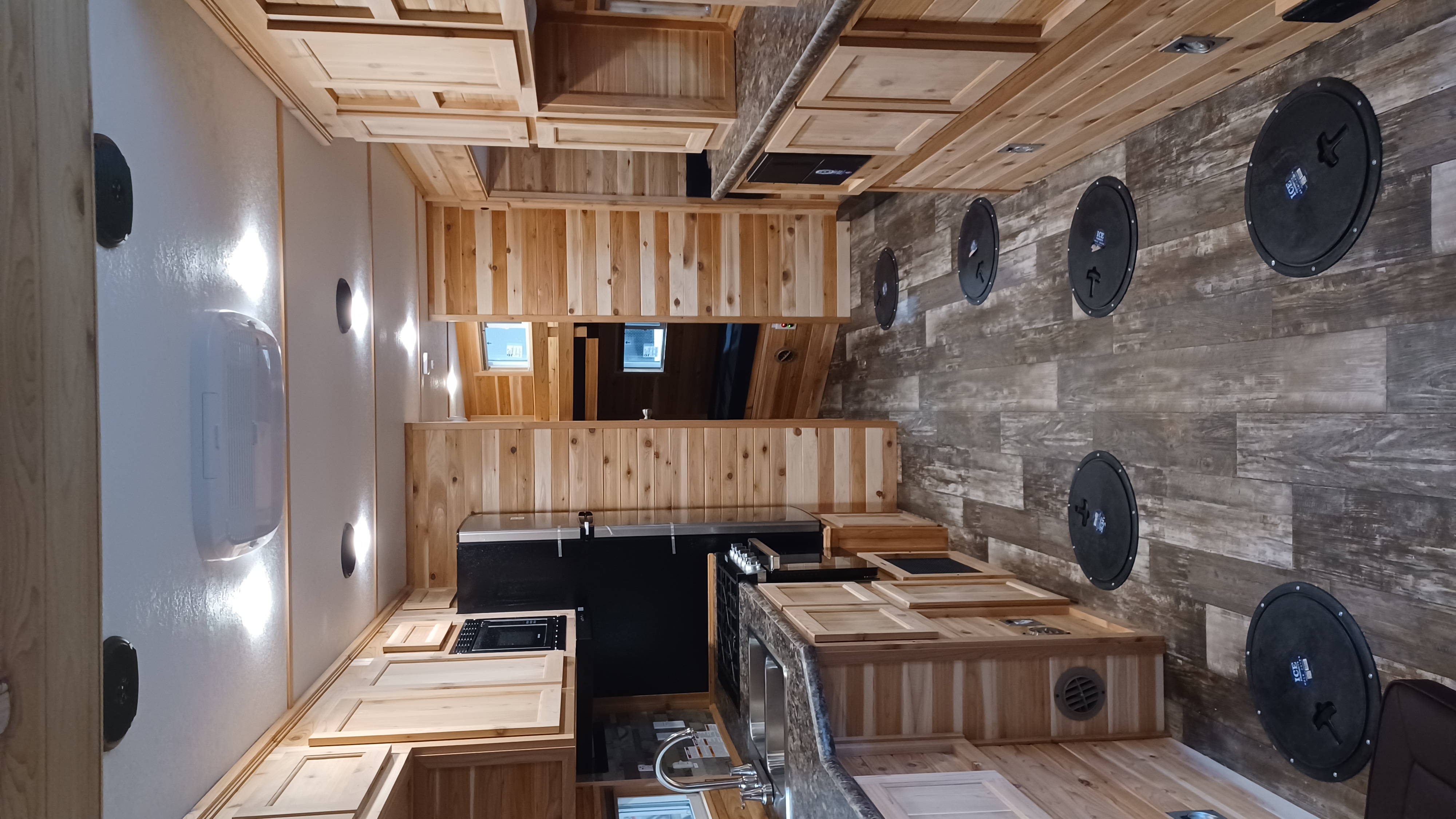 Ice Castle - Boss XL 8x24 RV Camper & Fish House | Outdoorica