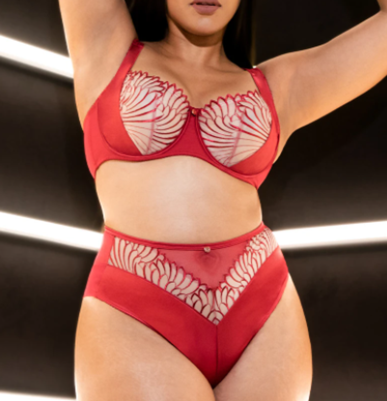 Curvy Kate Scantilly Womens Fallen Angel Balcony Bra Size 34G in Garnet Red  : : Fashion