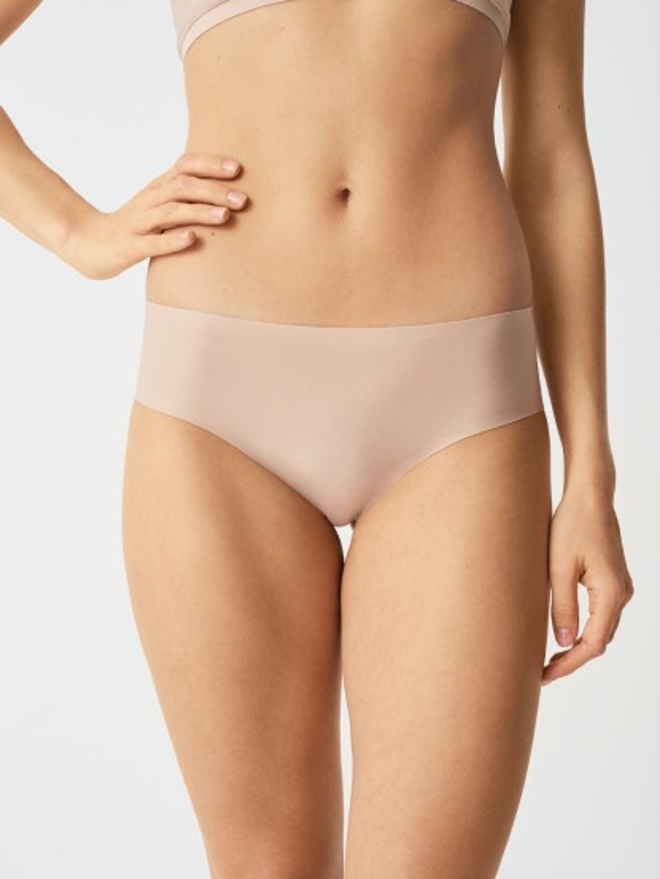 Chantelle Soft Stretch Thong in Brown