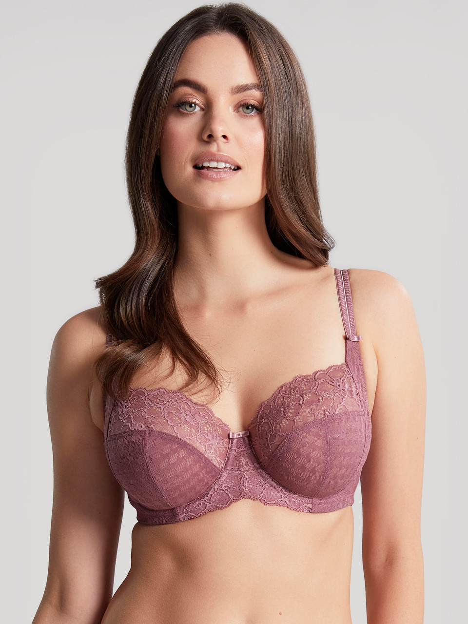 Comparing a 38E with 32G in Panache Envy Balconnet Bra (7285)