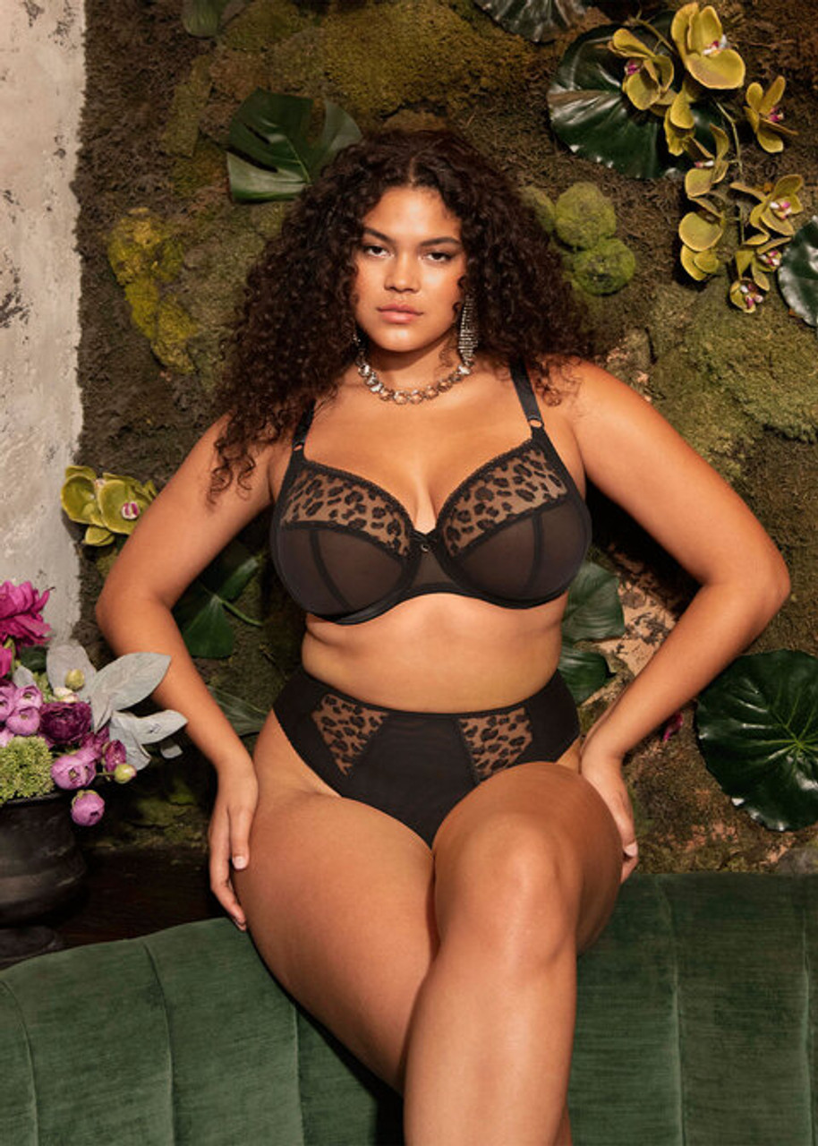 Namrah Underwire Bandless Bra in Black – Whisper Intimate Apparel