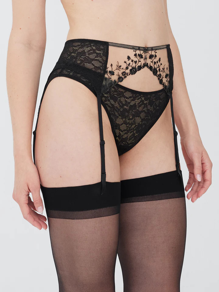 natori garter belt Buy Chantilly Lace Garter in Black Online