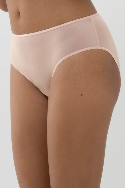 Mey Joan American Brief