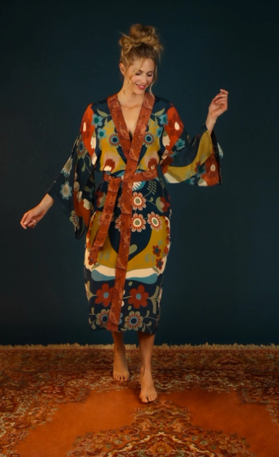 Powder Design Luxe Scandinavian Flora Kimono Gown