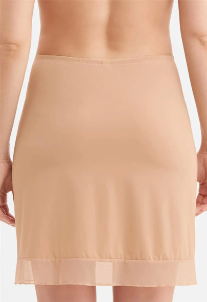 Montelle Half Slip in Beige