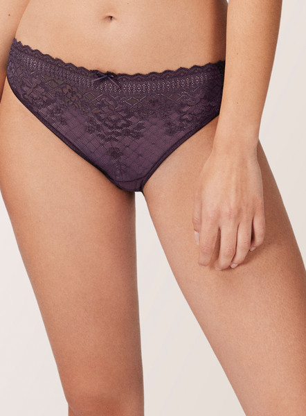 Mélody Brief in Burgundy