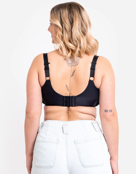 Smoothie Spacer Moulded T-Shirt Plunge Bra in Black