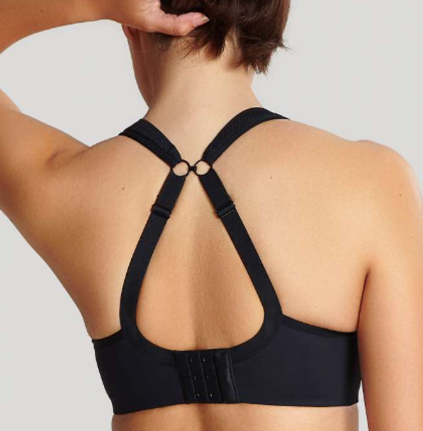 Wired Sports Bra in Black