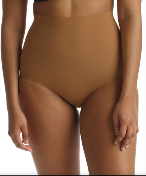 Classic Control Brief in Caramel