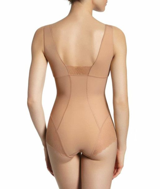 Top Model Medium Control Bodysuit in Nude