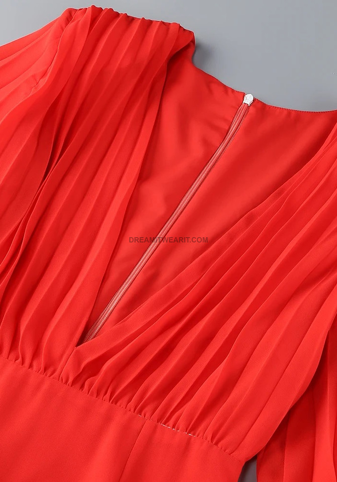 Long Sleeve Pleated Maxi Dress Red