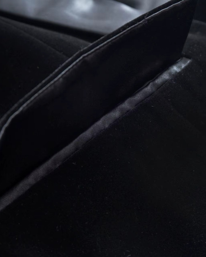 Long Sleeve Velvet Blazer Black